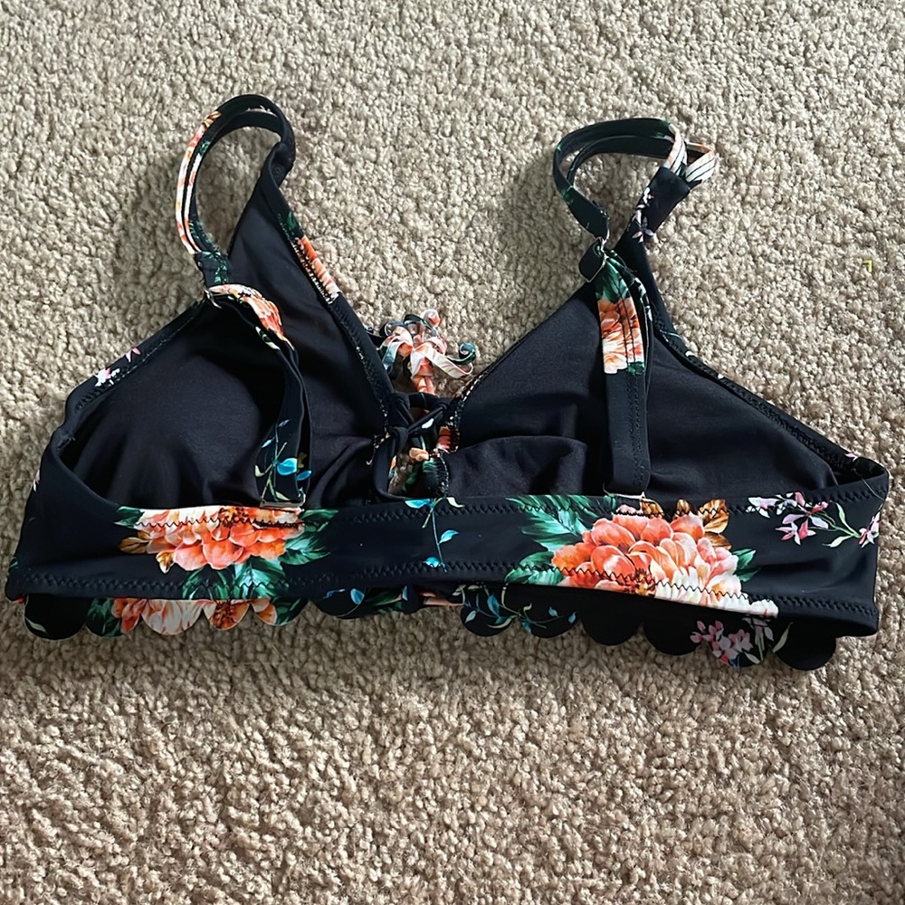 Floral Women's Top swim suit bikini top size small floral bikini top adjustable - Picture 4 of 6